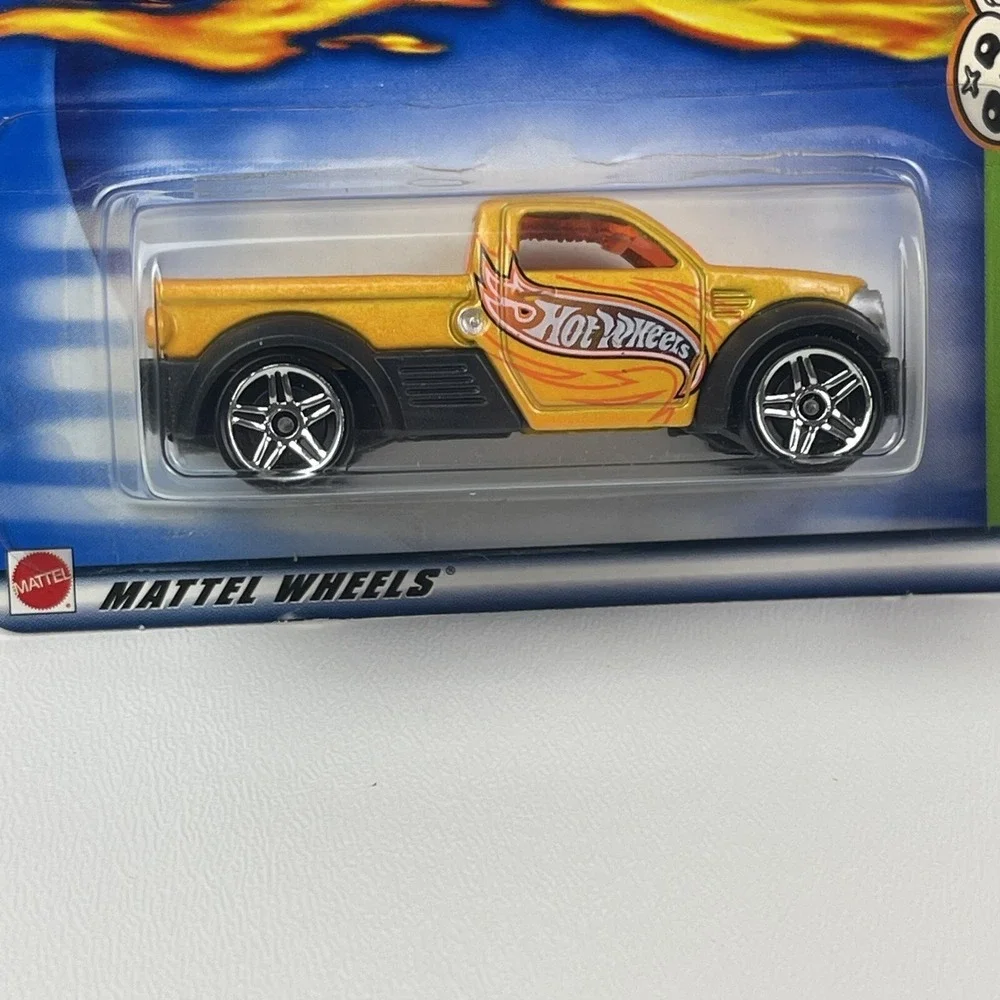 Hot Wheels 2003 First Editions Dodge M80 037 Metal Collection Yellow